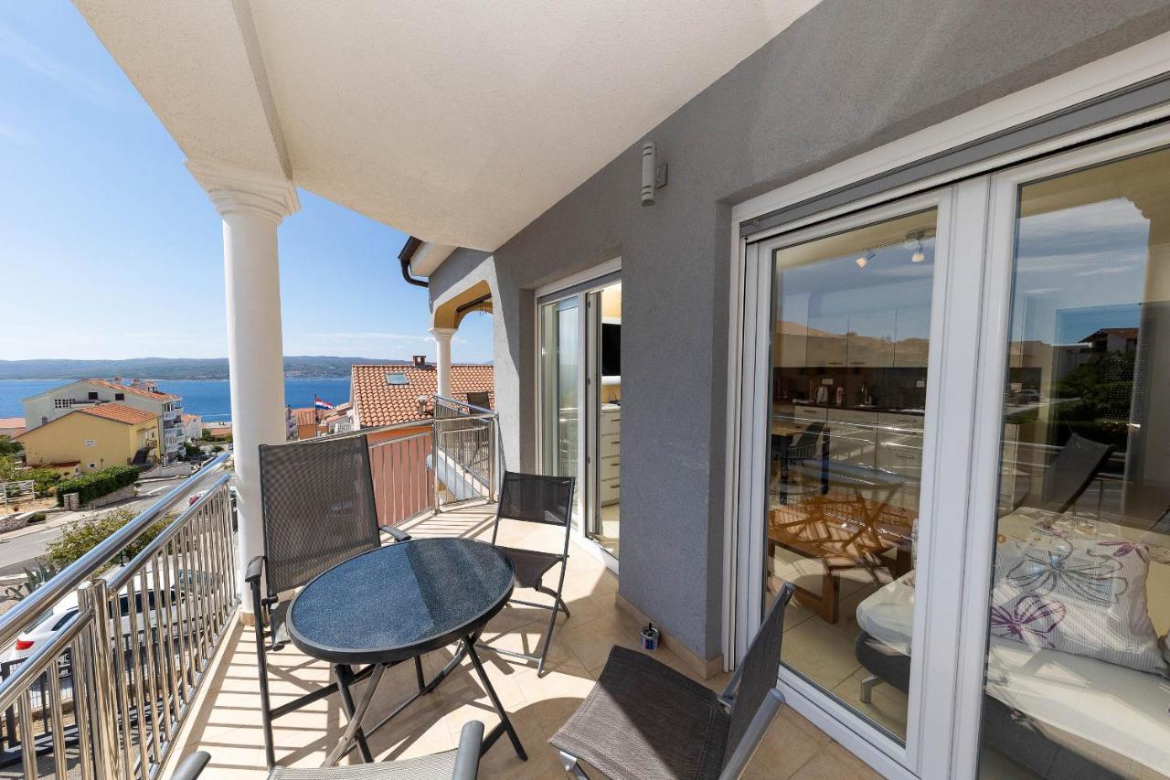 Apartmani Dea Crikvenica Bagian luar foto