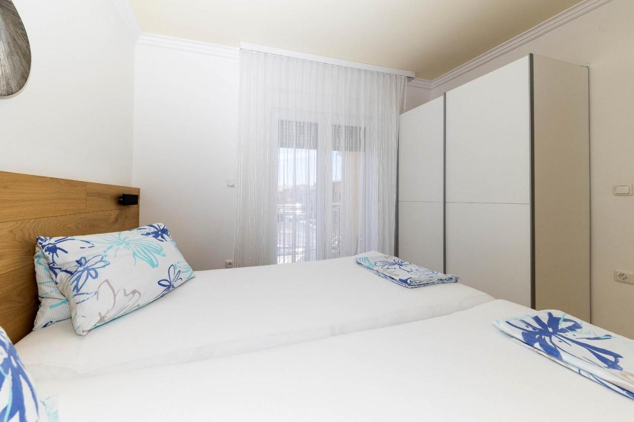 Apartmani Dea Crikvenica Bagian luar foto