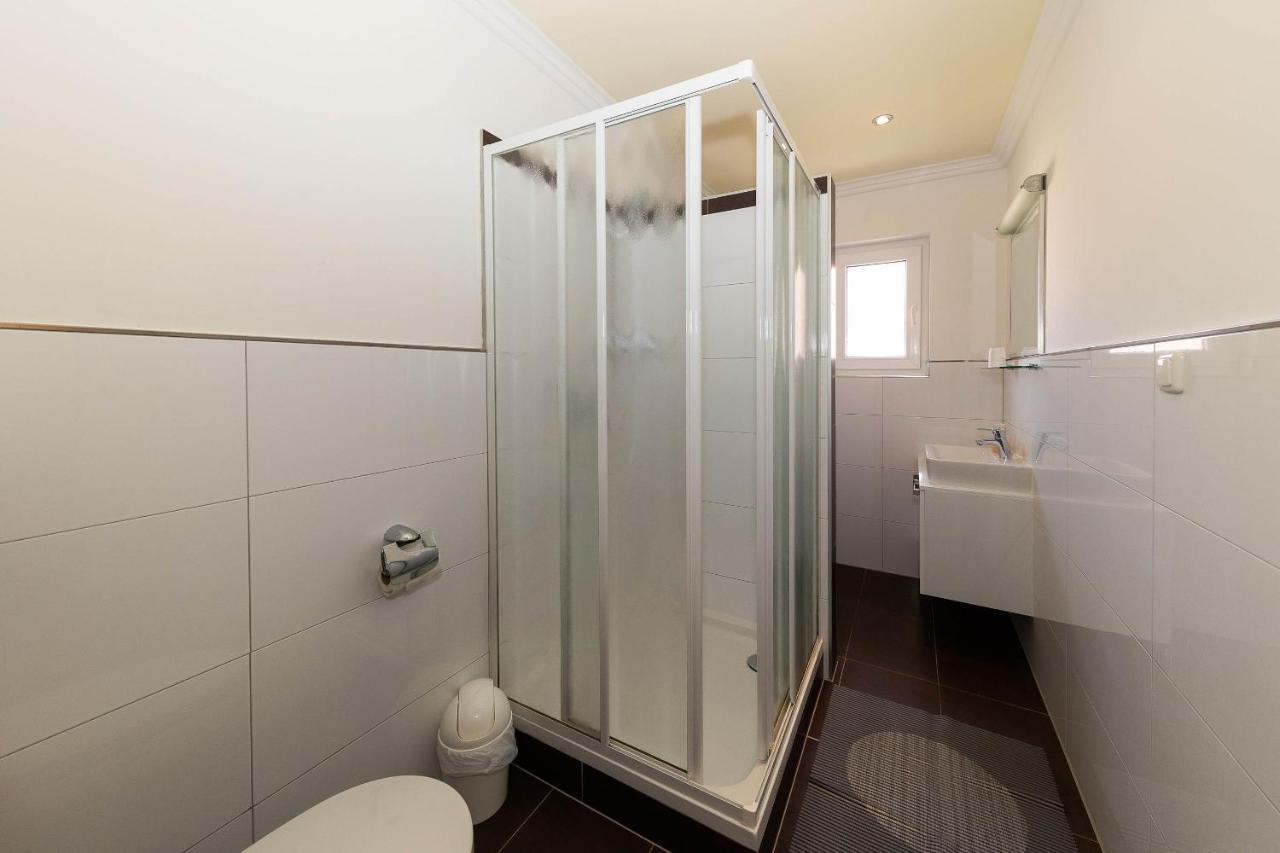 Apartmani Dea Crikvenica Bagian luar foto
