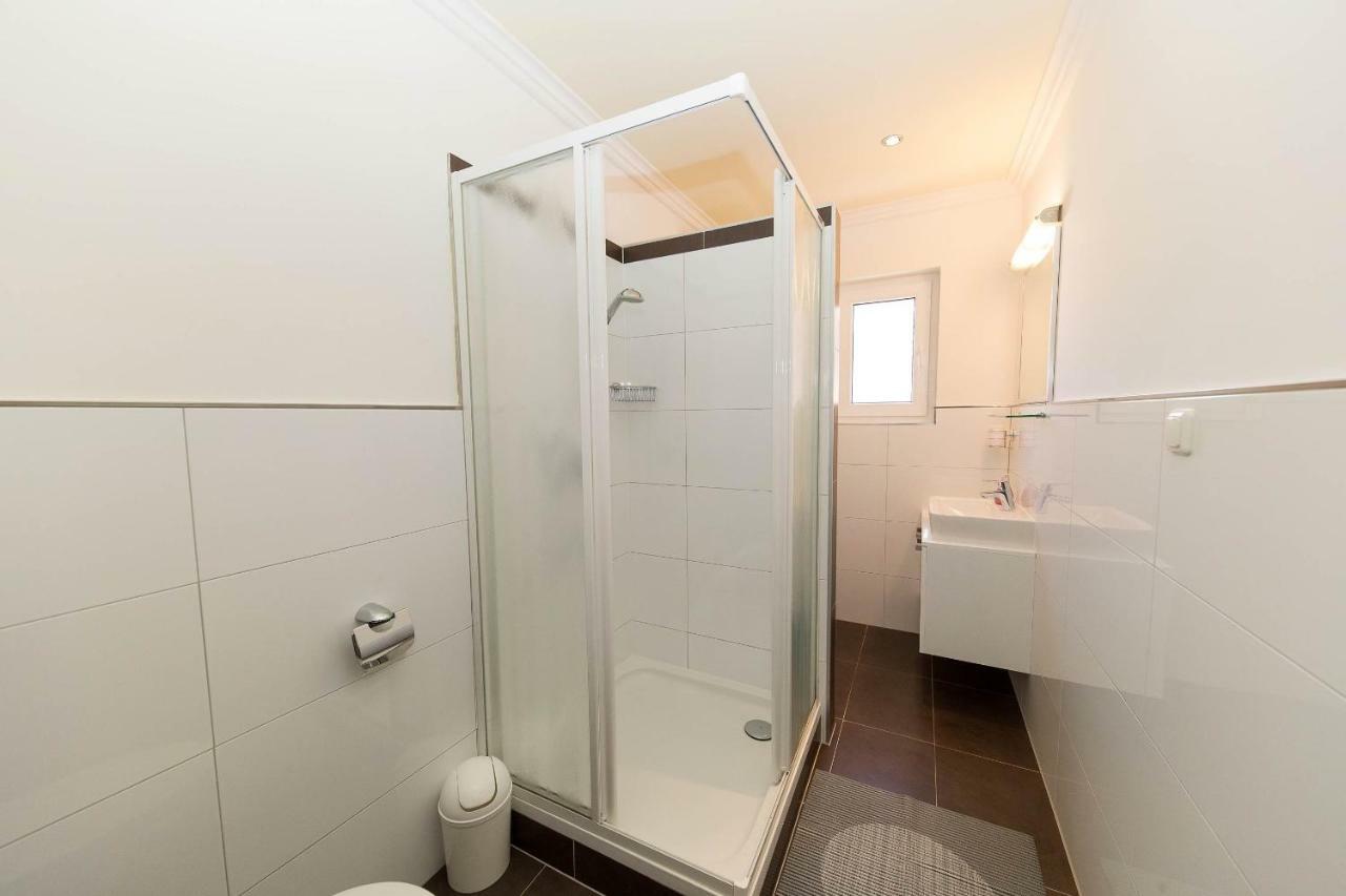 Apartmani Dea Crikvenica Bagian luar foto